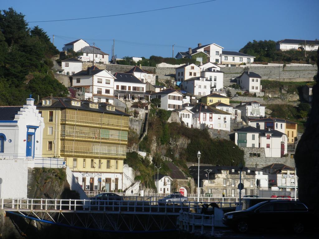 Apartamentos La Capitana Luarca Exterior photo